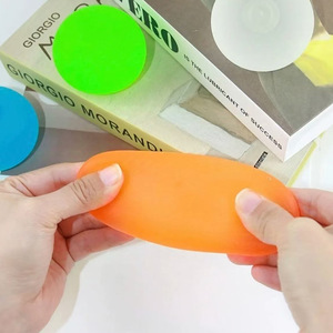 Juguete Antiestrés de Peluche con Forma Redonda para Niños, Divertido y Personalizado, para Aliviar el Estrés y Ejercitar las Manos - Product Image 6