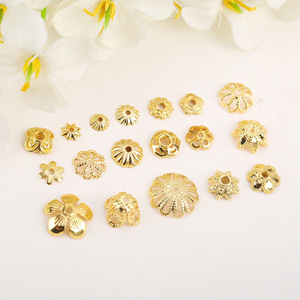 ลูกปัดทองชุบลายดอกไม้ Lisheng Jewelry ชุบทอง 18K ดีไซน์กลีบดอกฉลุลาย สำหรับทำสร้อยข้อมือ สร้อยคอ DIY - Product Image 3