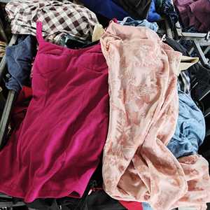 <span class=keywords><strong>Abbigliamento</strong></span> Casual <span class=keywords><strong>donna</strong></span> usato per la parsimonia <span class=keywords><strong>abbigliamento</strong></span> di seconda mano <span class=keywords><strong>abbigliamento</strong></span> <span class=keywords><strong>donna</strong></span> vendita all'ingrosso <span class=keywords><strong>Online</strong></span> - Product Image 2