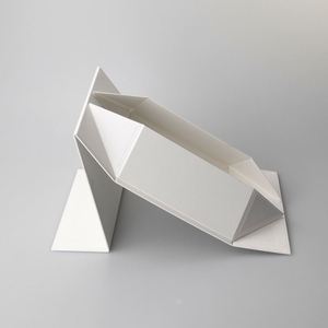 Closure Gift Box Lids Custom Rigid Cardboard <b>Boxes</b> Wrapping Gift Shoes Clothing Gift Packaging Magnetic Folding Box Spot UV Fur - Product Image 2