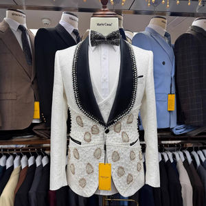 Costume <span class=keywords><strong>Homme</strong></span> Sur Mesure Nouveau, Costume de Mariage 3 Pièces Orné de Cristaux Perles, pour Performance Marié. Veste <span class=keywords><strong>Homme</strong></span> Costume <span class=keywords><strong>Italien</strong></span> de Haute Qualité - Product Image 3