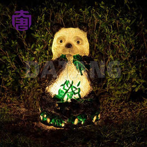 Lampe à motif LED Panda charmante pour décorations de jardin et de parc, étanche IP65 - Product Image 2