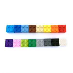 1kg all'Ingrosso di Mattoncini in Plastica Compatibili 3003, Parti Classiche per Bambini 2x2, Blocchi da Costruzione - Product Image 1