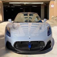 UTILISÉ POUR - Maserati MC20 Coupé CONVERTIBLE