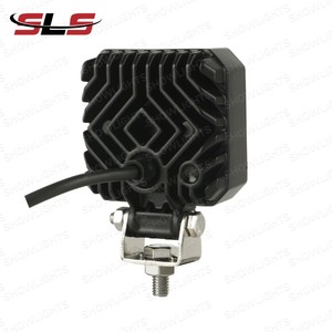 12V 24V Super luminoso IP67 2 pollici <span class=keywords><strong>20W</strong></span> Flood Beam luce da lavoro a <span class=keywords><strong>Led</strong></span> lente in policarbonato durevole <span class=keywords><strong>Led</strong></span> luci di lavoro per camion