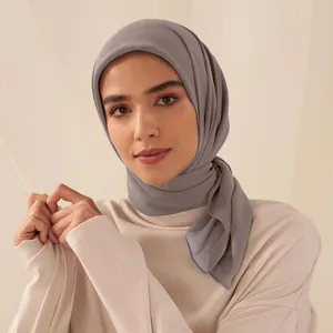 Kadın şifon başörtüsü müslüman Borong anlık şal tasarım eşarp Tudung başörtüsü düz renk başörtüsü kadın eşarp şifon