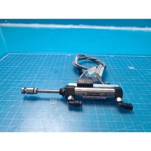 Cylindre pneumatique miniature SMC CDJ1B15-30, utilisé comme pièce détachée pour équipement semi-conducteur Legacy - Product Image 4