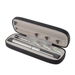 Étui en métal avec logo personnalisé pour stylo V1, stylo V2, emballage en verre de qualité supérieure - Product Image 1