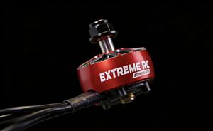 극단적 인 <span class=keywords><strong>RC</strong></span> 뜨거운 판매 고효율 V1-2207 1950KV/2085KV 브러시리스 모터 2-6S 30000 <span class=keywords><strong>RPM</strong></span> 50W 5 인치 <span class=keywords><strong>RC</strong></span> FPV 레이싱 드론 - Product Image 3