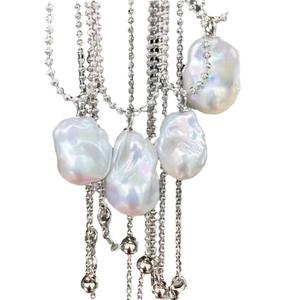 Collar con Colgante de Perla Natural Gris Platino de 12-13 mm, Estilo Moderno, Aleación, Fuerte Brillo, Pequeñas Imperfecciones, Incluye Cadena de Plata y Caja de Regalo - Product Image 5