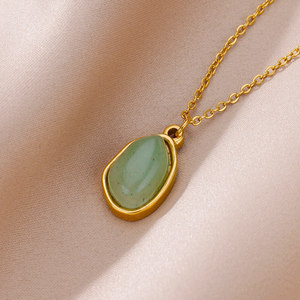 Pas encore d'<span class=keywords><strong>avis</strong></span> Chaîne en acier inoxydable plaquée or Collier avec pendentif en pierre irrégulière améthyste verte pour femme - Product Image 6