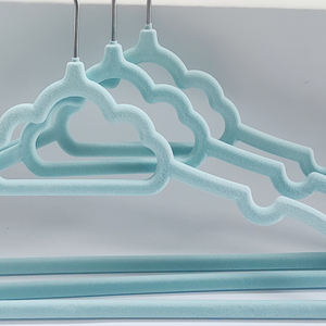 <span class=keywords><strong>Cintre</strong></span> pour bébé en forme de <span class=keywords><strong>nuage</strong></span> petits cintres floqués porte-vêtements <span class=keywords><strong>cintre</strong></span> en velours pour enfants - Product Image 5