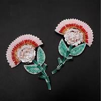 Vente directe d'usine, patch en tissu brodé personnalisé en forme de fleur en fer, design 3D, applique en tissu, paillettes, broderie de perles, perles pour chapeau
