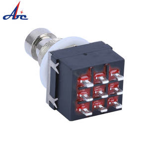 Pédale 3Pdt 3Pdt à verrouillage doux au toucher 3PDT Boîte <span class=keywords><strong>de</strong></span> pédales d'effets <span class=keywords><strong>de</strong></span> guitare à 9 broches Stomp True Bypass interrupteur à pédale électrique - Product Image 2