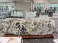 Encimera de Cuarzo Patagonia Translúcido YUSHI, Piedra Exótica con Facetas de Diamante, para Proyectos de Hoteles de Lujo