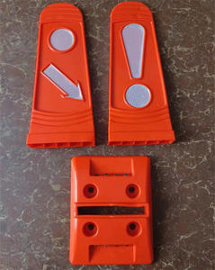 <span class=keywords><strong>Señal</strong></span> de guía de carretera Separadores de carreteras Marcado TPU Flexible Reflectante Seguridad del tráfico Advertencia Delineador Panel Guía Divisor - Product Image 2