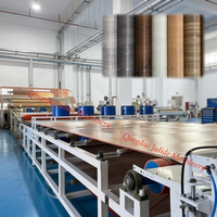 Ligne de production de panneaux de revêtement de sol en PVC SPC, panneaux muraux en plastique UV, panneaux de sol extrudés
