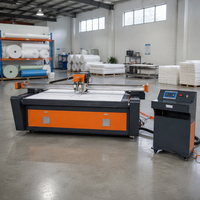 Machine de découpe à couteau vibrant Weihua Machinery pour matériaux flexibles en mousse et feutre, découpeuse pneumatique à adsorption sous vide