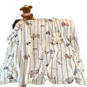 Coperta in Velluto Doppio Lato per Divano, Spessa e Calda, Ideale per Pisolini, Moderna e Perfetta per la Pausa Pranzo - Collezione Autunno Inverno - Product Image 5