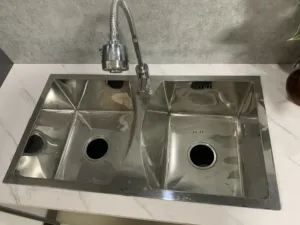 Manufacturer Custom Kitchen Sink Stainless Steel Double Bowl 2 Holes Smooth Mirror Finish Farmhouse Wash Basin-above Counter