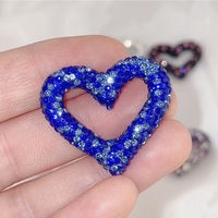 Breloques de luxe en métal avec strass en forme de cœur, breloques de créateur pour coques de téléphone, chaussures, sandales, décoration DIY, breloques pour ongles