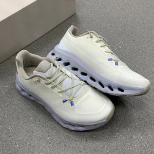 Chaussures de course décontractées 2026 Originale Cloud 6 légères, respirantes, avec empeigne en maille, antidérapantes, tendance mode, à lacets, pour le sport - Product Image 3