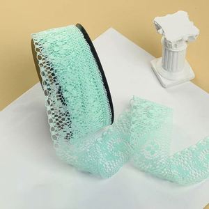 Ruban en dentelle florale de qualité supérieure de 3,5 cm pour l'emballage de cadeaux, la décoration de vêtements, les projets de bricolage de mariage, 25 yards/rouleau - Product Image 2