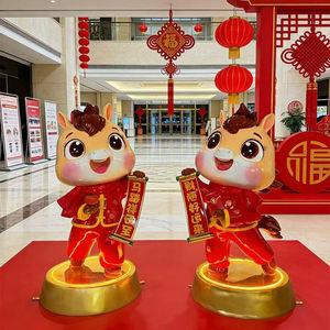 Ticari Yılbaşı Dekorasyonu CNY 2026 Dekoratif Fiberglas At Heykeli Alışveriş Merkezi ve Otel Dekorasyonları İçin - Product Image 1