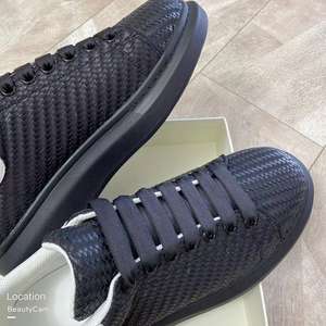 Zapatillas de Lujo para Hombre de Cuero Trenzado con Suela Gruesa, Calzado Casual de Moda para Mujer, Directo de Fábrica - Product Image 2