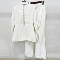 Ocstrade Automne 2026 Vêtements tendance pour femmes Blazer orné de perles blanches Pantalon évasé Ensemble deux pièces Tenue de bureau formelle