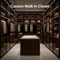 Système de dressing sur mesure haut de gamme moderne, durable et écologique avec portes vitrées pour villa et mobilier de maison