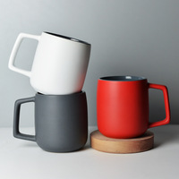 Tasse en céramique moderne de haute qualité Tasse à eau en gros Logo imprimé Tasse à café et lait créative
