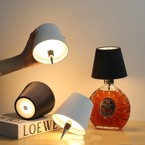 All'ingrosso lampada da tavolo ricaricabile a LED piccola lampada da <span class=keywords><strong>Bar</strong></span> ristorante con bottiglia d'atmosfera Plug-in opzione produttore diretto - Product Image 2