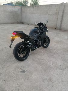 <span class=keywords><strong>Yamaha</strong></span> <span class=keywords><strong>R3</strong></span> Modelo Clásico 400cc, Funciona de Forma Suave, con un Motor Potente y de Alto Rendimiento. - Product Image 2