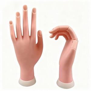 มือฝึกทำเล็บแบบสมจริงสำหรับผู้เริ่มต้น พร้อมปลายเล็บแบบเสียบได้ - Product Image 3