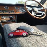 Porte-clés en silicone classique Beetle & Retro Tram, accessoire de porte-clés de voiture vintage 3D, porte-clés en caoutchouc souple durable, cadeau