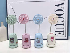 Venta Directa de Fábrica, Ventilador de Escritorio Mini Personalizado al por Mayor con Aspiradora, Portaplumas, Sacapuntas, 2 Velocidades, 400mAh - Product Image 2