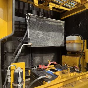 Petite pelle d'occasion 90% neuve de haute qualité Komatsu PC160LC à vendre au Japon machine de 16 tonnes à bas prix en bon état - Product Image 5