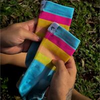 OEM Vente de gros Chaussettes de course respirantes personnalisées Chaussettes de sport de trail professionnelles avec étiquettes Chaussettes de cyclisme à rayures de performance