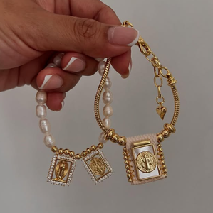 Pulsera <span class=keywords><strong>de</strong></span> Joyería Religiosa Católica con Dijes Chapados en Oro <span class=keywords><strong>de</strong></span> <span class=keywords><strong>Guadalupe</strong></span>, Jesús, <span class=keywords><strong>Virgen</strong></span> María y Colgante <span class=keywords><strong>de</strong></span> Concha Nácar - Product Image 2