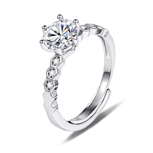 Bague en moissanite pour femme, 1 carat, sertie de griffes hexagonales, bijoux de fiançailles - Product Image 5