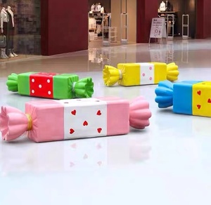 <span class=keywords><strong>Caramelle</strong></span> a forma di scultura in fibra di vetro su misura con materiale in resina lungo rettangolo panca per sedia a riposo per decorare parchi - Product Image 5