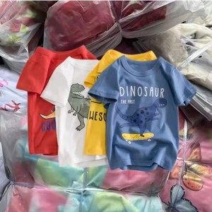 เสื้อยืดเด็กผ้าฝ้ายพิมพ์ลายไดโนเสาร์ ผลิตจากโรงงาน เสื้อเด็กฤดูร้อน หลายสี แขนสั้น สวมใส่สบาย คละแบบสุ่ม - Product Image 1
