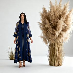 Robe Abaya élégante en polyester de qualité supérieure pour femmes musulmanes, occasions spéciales, design personnalisé - Product Image 1