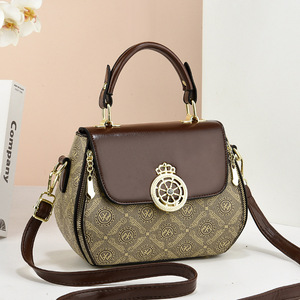 Bán buôn <span class=keywords><strong>2025</strong></span> thời trang của phụ nữ túi công suất lớn Vai Túi Crossbody Túi xách thiết kế PU da Totes - Product Image 4