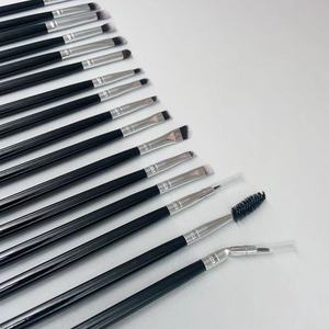 Ensemble de 40 pinceaux de maquillage, poils synthétiques, classique, noir, argent, manche en bois, pinceau éventail pour le visage, kit cosmétique professionnel - Product Image 5