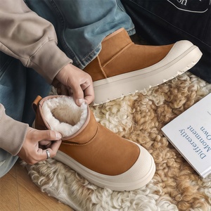 รองเท้าบูทหิมะแบบ unisex รุ่นใหม่ล่าสุดสำหรับฤดูหนาว บุผ้ากำมะหยี่หนานุ่ม อุ่นสบาย ดีไซน์กันลื่น ป้องกันความหนาวเย็น รองเท้าบูทสั้น พื้นรองเท้าด้านนอกทำจากยาง - Product Image 4