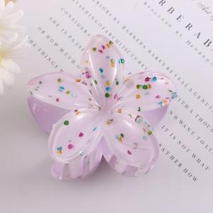 กิ๊บติดผมรูปดอกไม้สีชมพูประดับเพชร กิ๊บหนีบผมรูปปลาฉลามประดับเพชร สีชมพู สำหรับเจ้าสาวและเพื่อนเจ้าสาว - Product Image 3