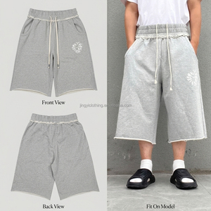 <span class=keywords><strong>Pantaloncini</strong></span> da Uomo in French Terry Pesante 400gsm Personalizzati, Gamba Larga, Vestibilità Ampia, Lunghezza al Ginocchio, con Cavallo Ribassato, Stile <span class=keywords><strong>Streetwear</strong></span> - Product Image 3