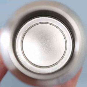 Bouteille de sport isotherme en acier inoxydable 304, anti-fuite, 0-6 heures, logo et couleur personnalisables avec couvercle, cadeaux d'affaires - Product Image 6